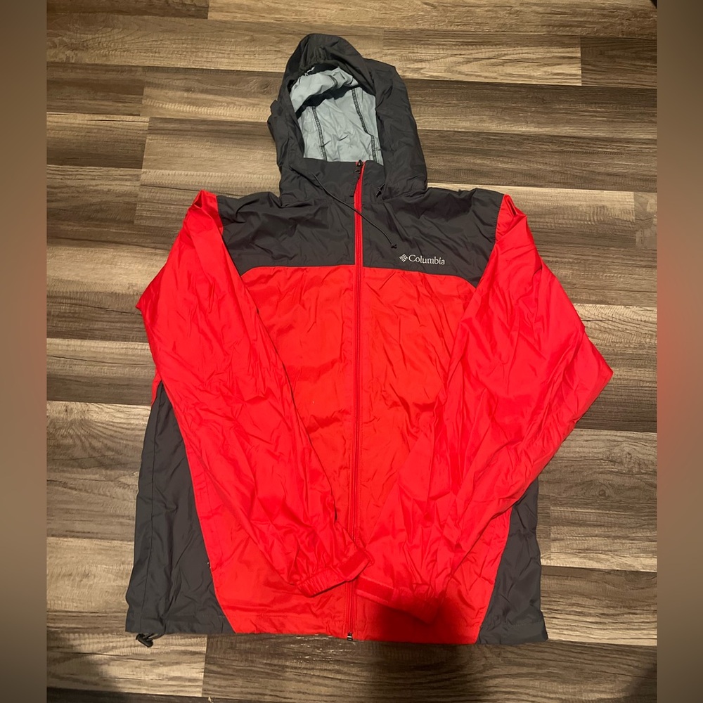 Columbia Wind-Breaker/Rain Coat